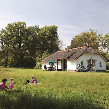 Luxury 4-Person Bungalow In The Holiday Park Landal Twenhaarsveld Holten Luaran gambar