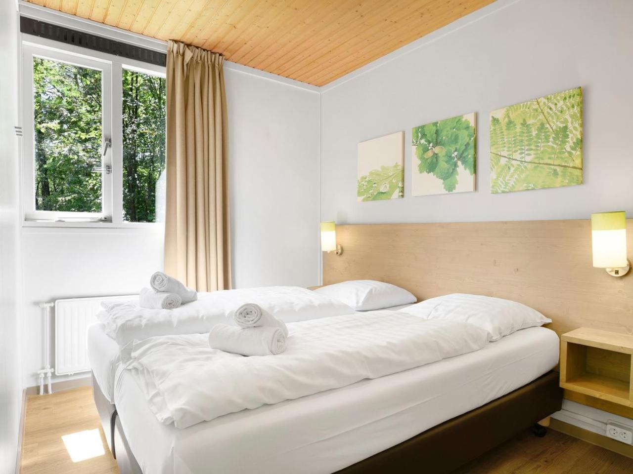 Luxury 4-Person Bungalow In The Holiday Park Landal Twenhaarsveld Holten Bilik gambar