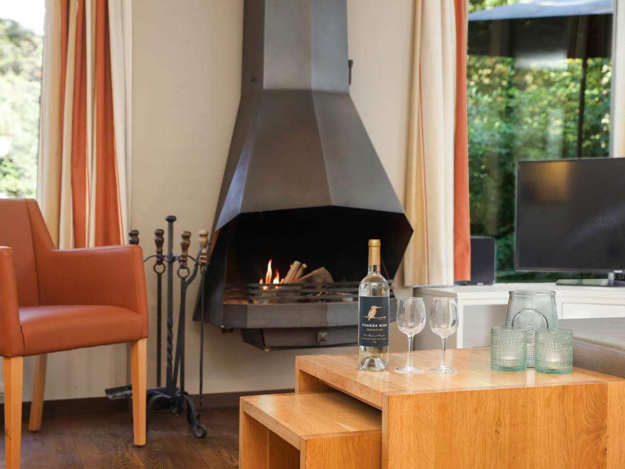 Luxury 4-Person Bungalow In The Holiday Park Landal Twenhaarsveld Holten Bilik gambar
